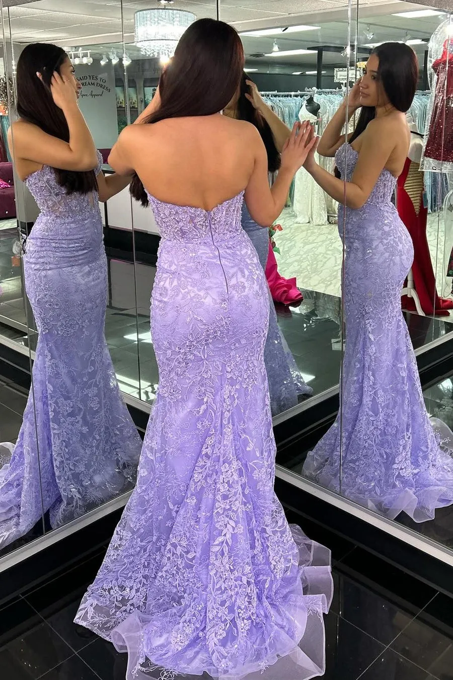Charming Mermaid Sweetheart Lilace Lace Appliques Prom Dresses with Beading